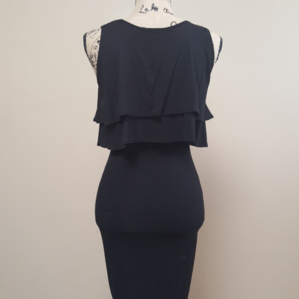 BLACK DRESS - Picture 2 of 4